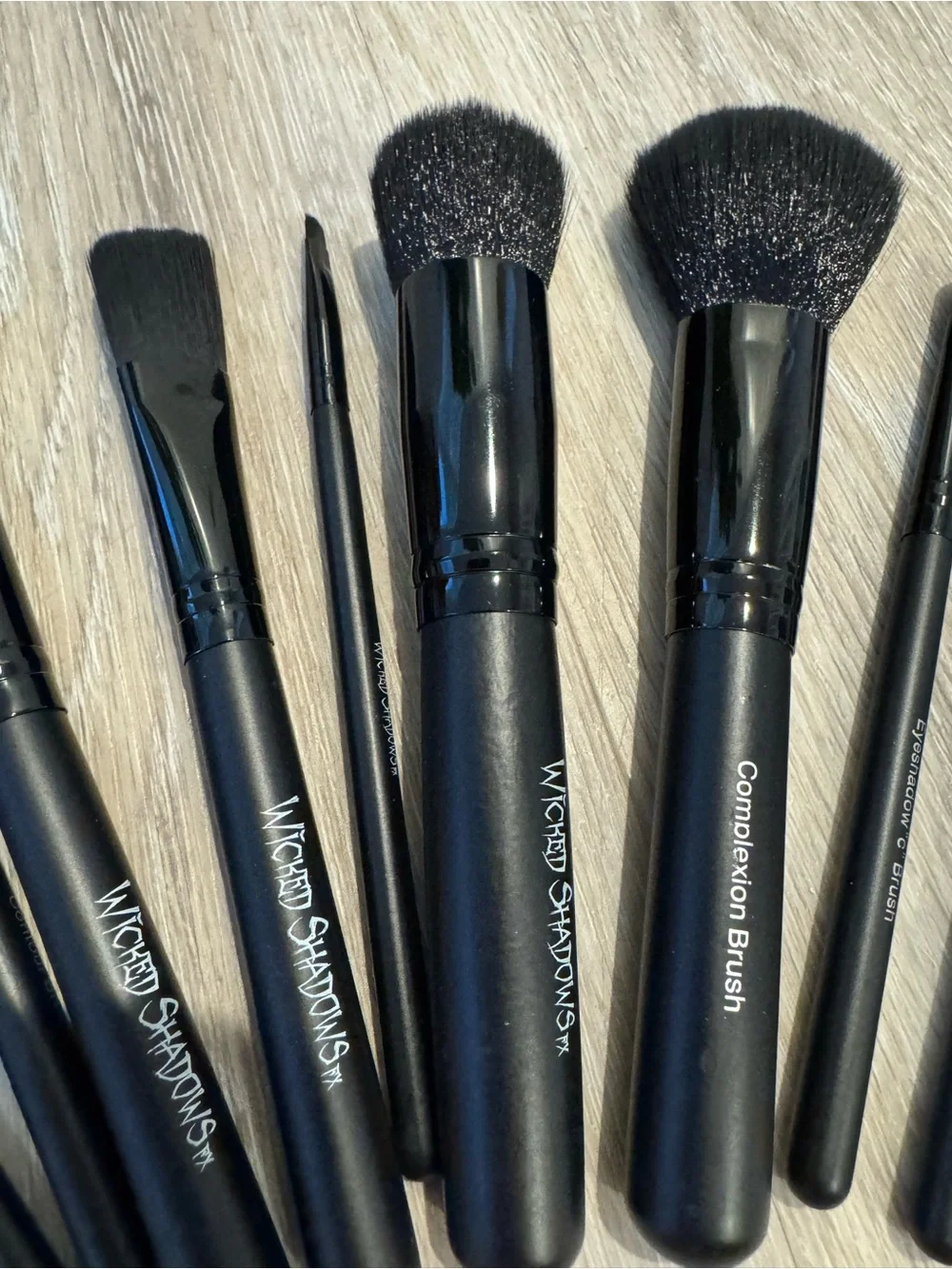 Wicked shadows Makeup brush set (10 brushes)
